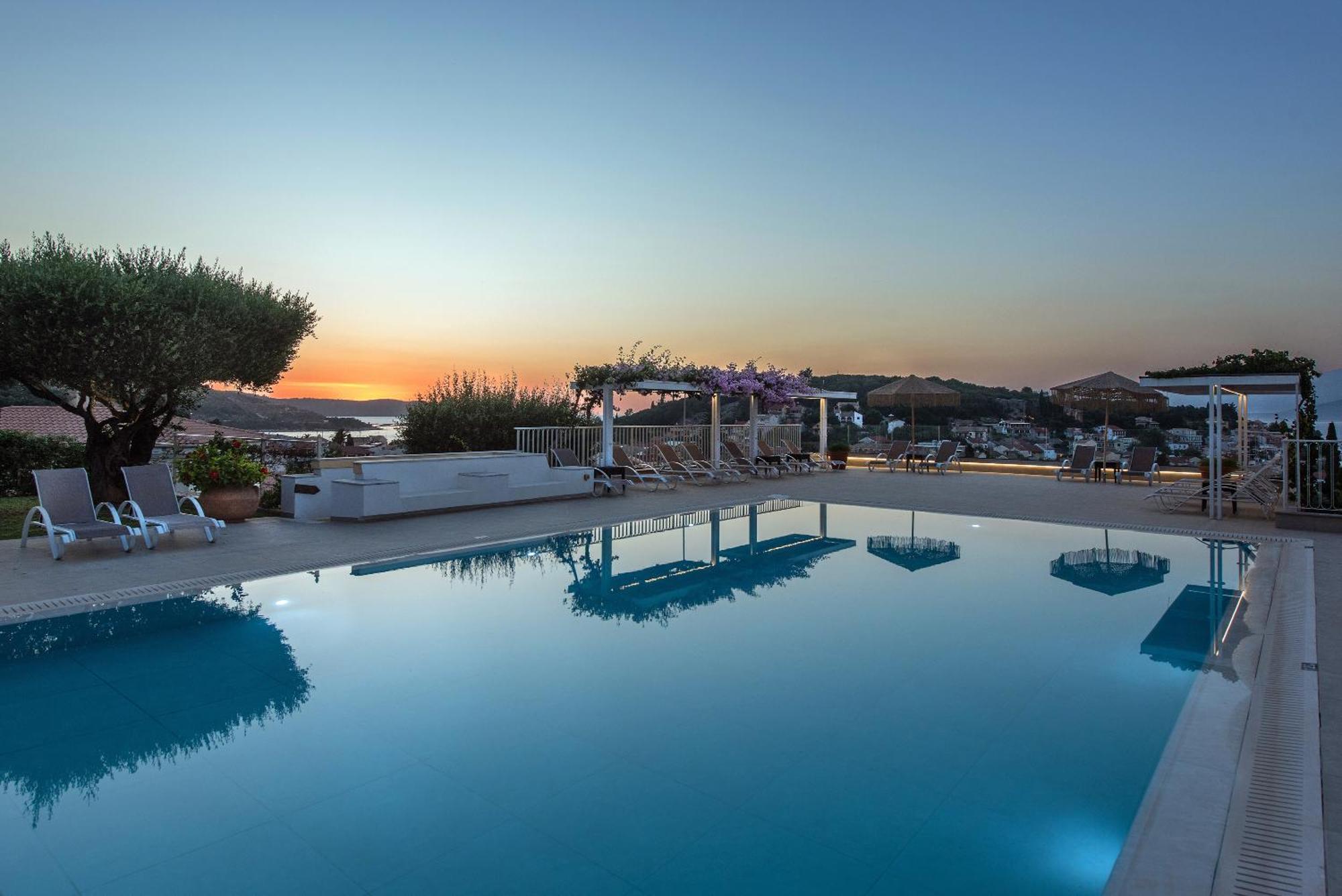 Hill Lofos Hotel คัสซิโอปี ภายนอก รูปภาพ