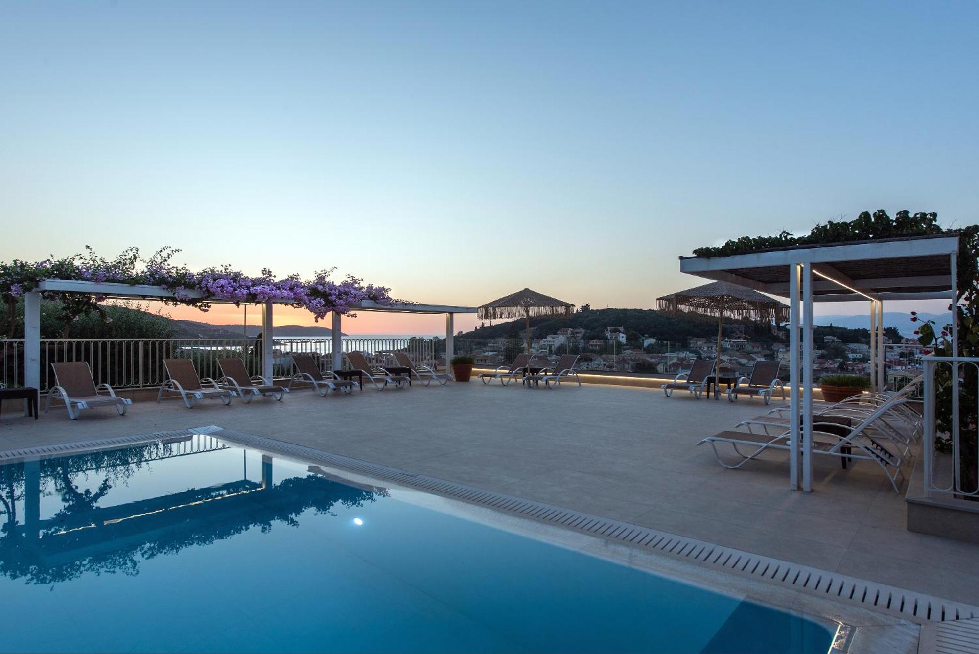 Hill Lofos Hotel คัสซิโอปี ภายนอก รูปภาพ
