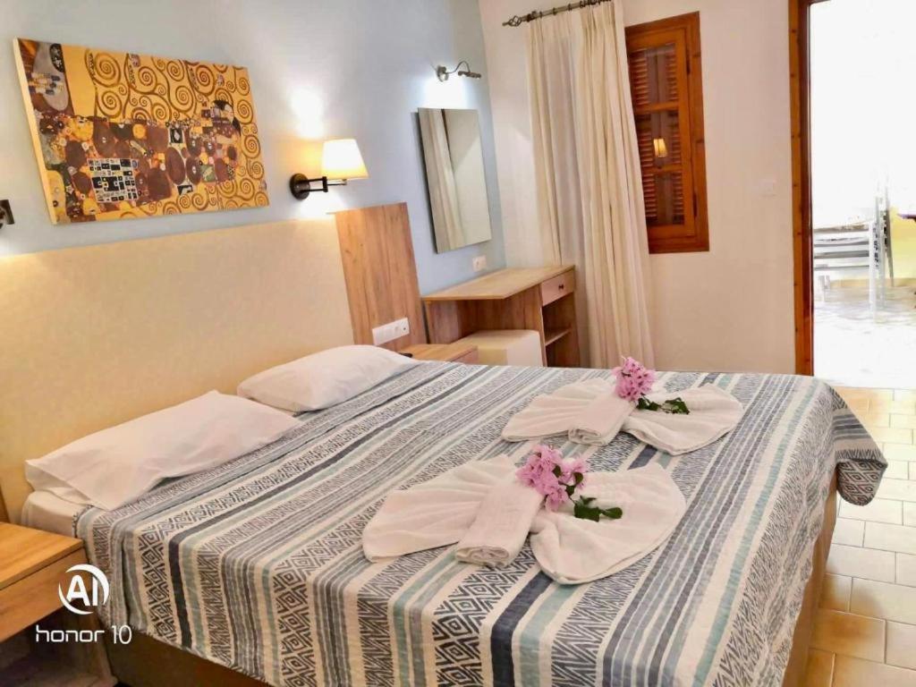 Hill Lofos Hotel คัสซิโอปี ภายนอก รูปภาพ