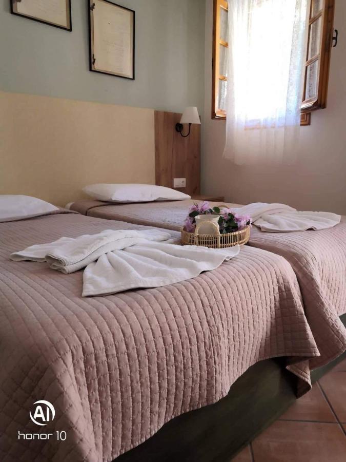 Hill Lofos Hotel คัสซิโอปี ภายนอก รูปภาพ